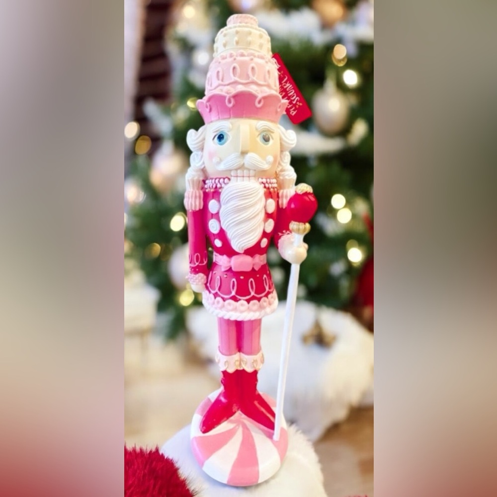 Cupcakes & Cashmere PINK Cupcake Nutcracker NWT